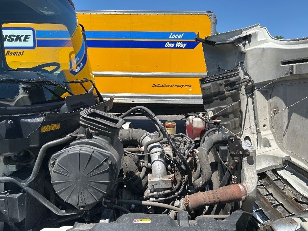 Medium Duty Box Truck-Light and Medium Duty Trucks-Hino-2019-268-Braintree-MA-160,052\n\t\tmiles-$ 53,000 - Image 23