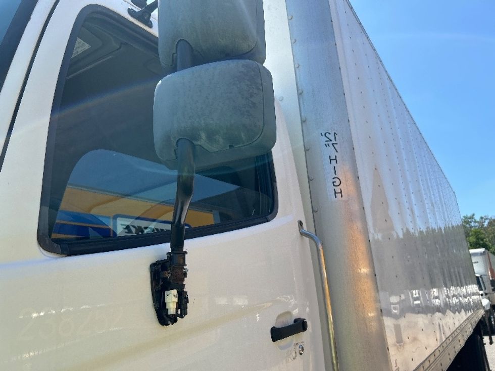 Medium Duty Box Truck-Light and Medium Duty Trucks-Hino-2019-268-Braintree-MA-160,052\n\t\tmiles-$ 53,000 - Image 25