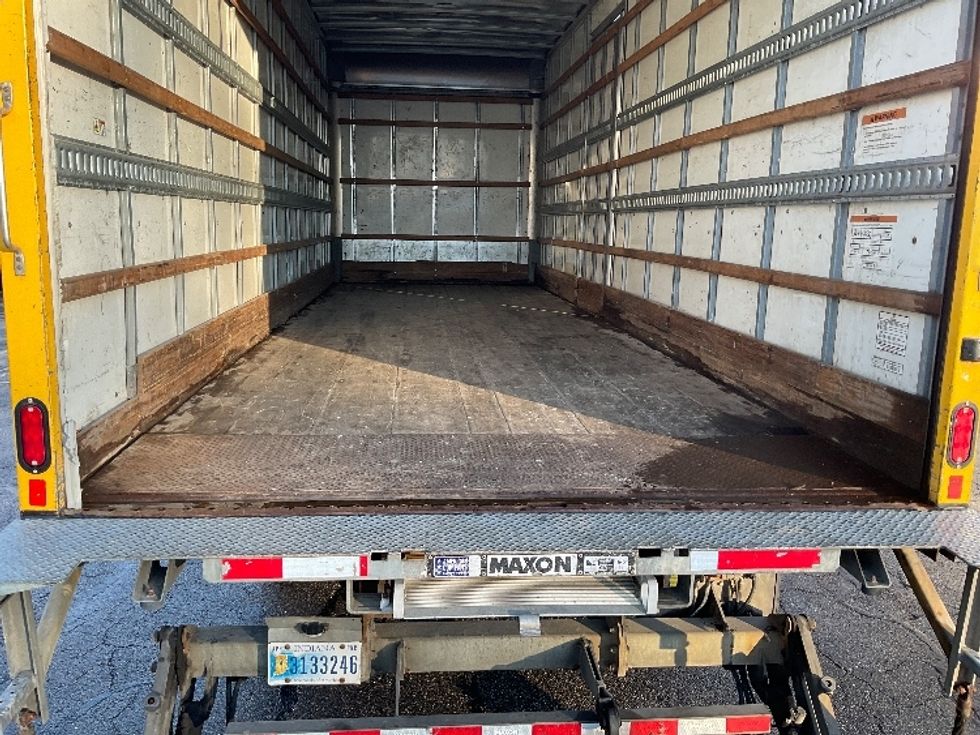 Medium Duty Box Truck-Light and Medium Duty Trucks-Hino-2019-268-Braintree-MA-219,364\n\t\tmiles-$ 42,750 - Image 10