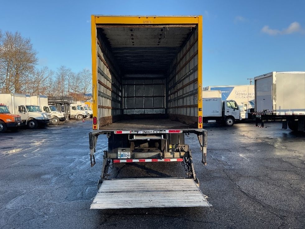 Medium Duty Box Truck-Light and Medium Duty Trucks-Hino-2019-268-Braintree-MA-219,364\n\t\tmiles-$ 42,750 - Image 9