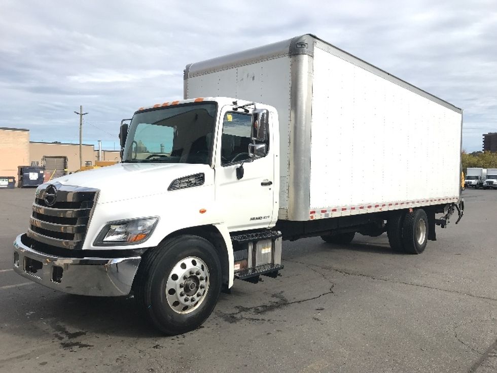 Medium Duty Box Truck-Light and Medium Duty Trucks-Hino-2019-268-Brampton-ON-228,532\n\t\tkm-$ 74,500 - Image 3