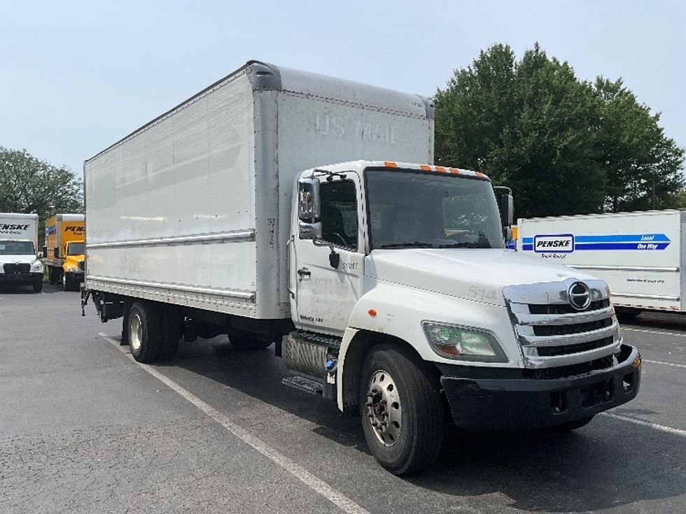 Medium Duty Box Truck-Light and Medium Duty Trucks-Hino-2019-268-Capitol Heights-MD-263,321\n\t\tmiles-$ 42,250 - Image 1