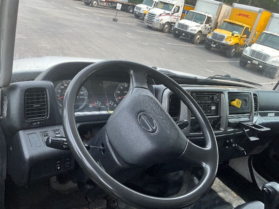Medium Duty Box Truck-Light and Medium Duty Trucks-Hino-2019-268-Capitol Heights-MD-263,321\n\t\tmiles-$ 42,250 - Image 18