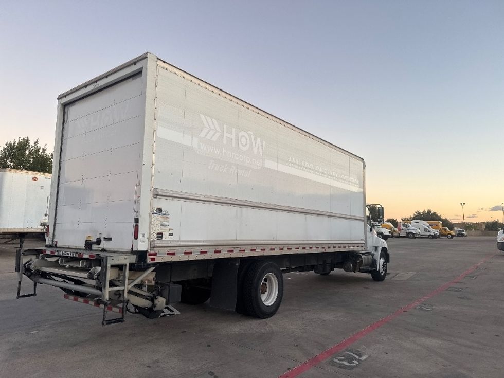 Medium Duty Box Truck-Light and Medium Duty Trucks-Hino-2019-268-Carrollton-TX-154,496\n\t\tmiles-$ 54,500 - Image 13