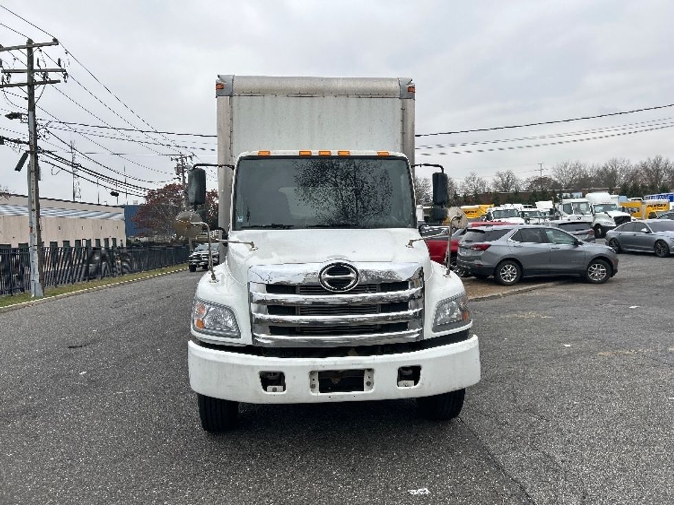 Medium Duty Box Truck-Light and Medium Duty Trucks-Hino-2019-268-Central Islip-NY-254,009\n\t\tmiles-$ 36,500 - Image 2