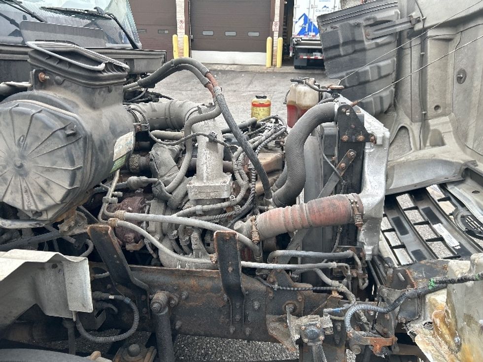 Medium Duty Box Truck-Light and Medium Duty Trucks-Hino-2019-268-Central Islip-NY-254,009\n\t\tmiles-$ 36,500 - Image 21