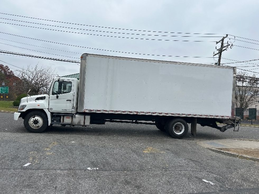 Medium Duty Box Truck-Light and Medium Duty Trucks-Hino-2019-268-Central Islip-NY-254,009\n\t\tmiles-$ 36,500 - Image 4