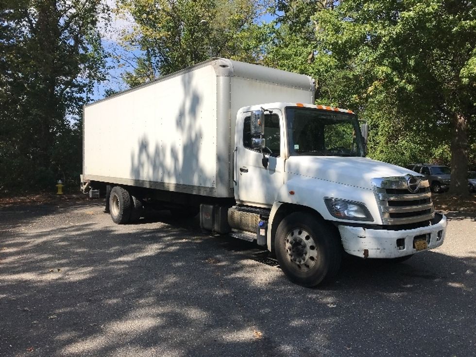 Medium Duty Box Truck-Light and Medium Duty Trucks-Hino-2019-268-Central Islip-NY-289,295\n\t\tmiles-$ 26,250 - Image 1