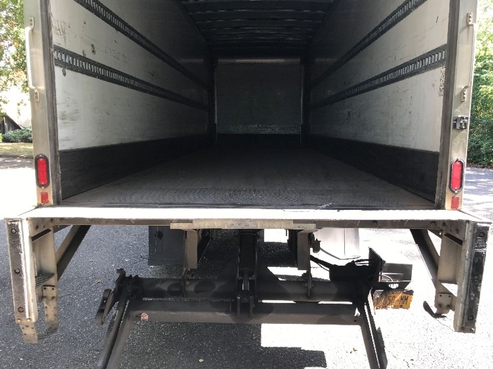 Medium Duty Box Truck-Light and Medium Duty Trucks-Hino-2019-268-Central Islip-NY-289,295\n\t\tmiles-$ 26,250 - Image 10