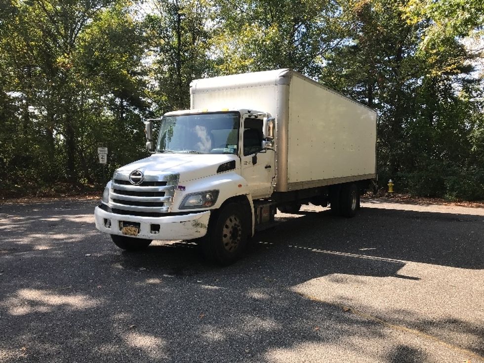 Medium Duty Box Truck-Light and Medium Duty Trucks-Hino-2019-268-Central Islip-NY-289,295\n\t\tmiles-$ 26,250 - Image 3