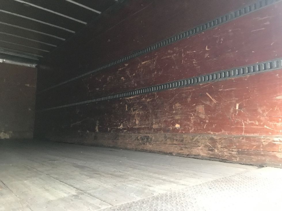 Medium Duty Box Truck-Light and Medium Duty Trucks-Hino-2019-268-Charlotte-NC-283,145\n\t\tmiles-$ 29,000 - Image 11