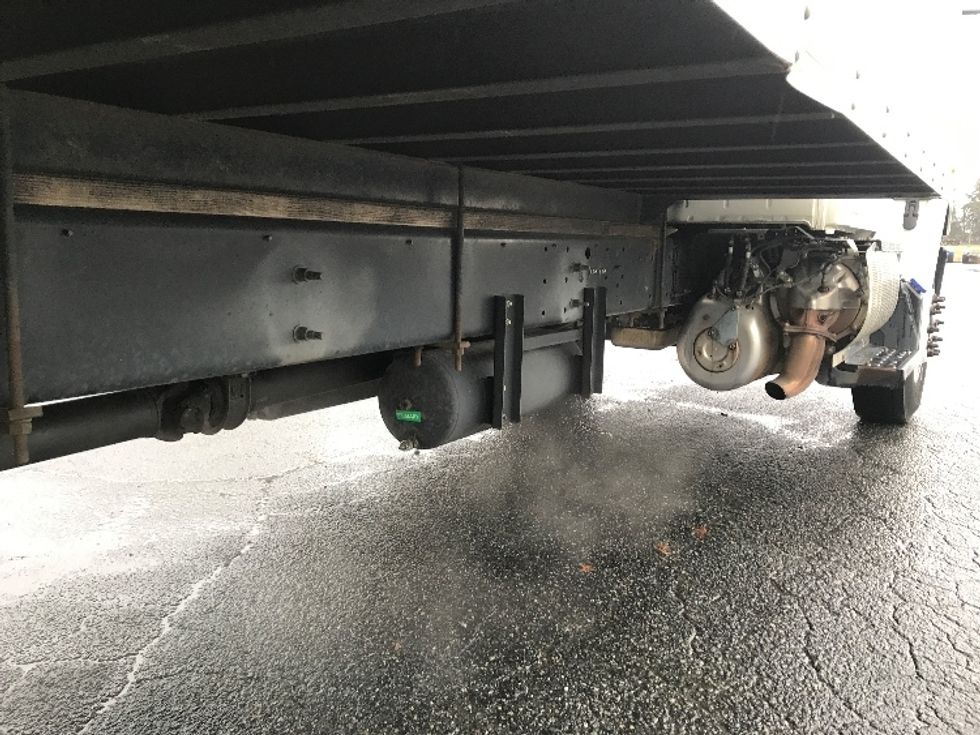 Medium Duty Box Truck-Light and Medium Duty Trucks-Hino-2019-268-Charlotte-NC-283,145\n\t\tmiles-$ 29,000 - Image 13
