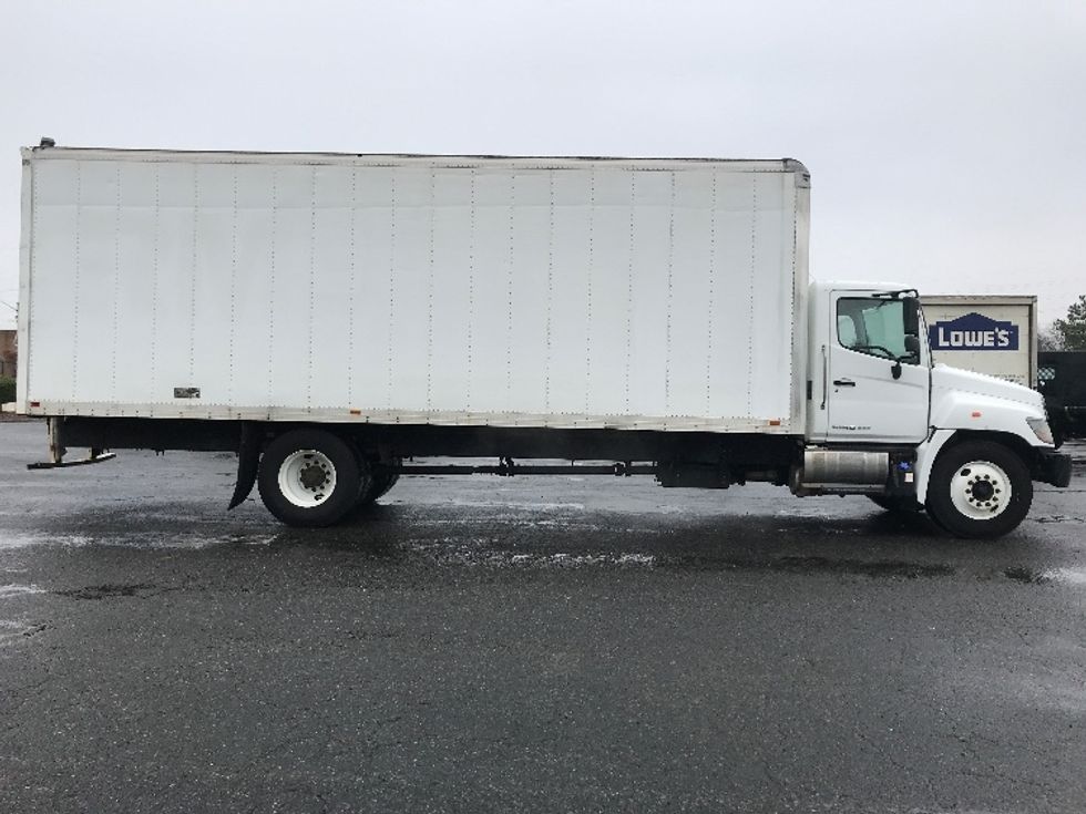 Medium Duty Box Truck-Light and Medium Duty Trucks-Hino-2019-268-Charlotte-NC-283,145\n\t\tmiles-$ 29,000 - Image 14