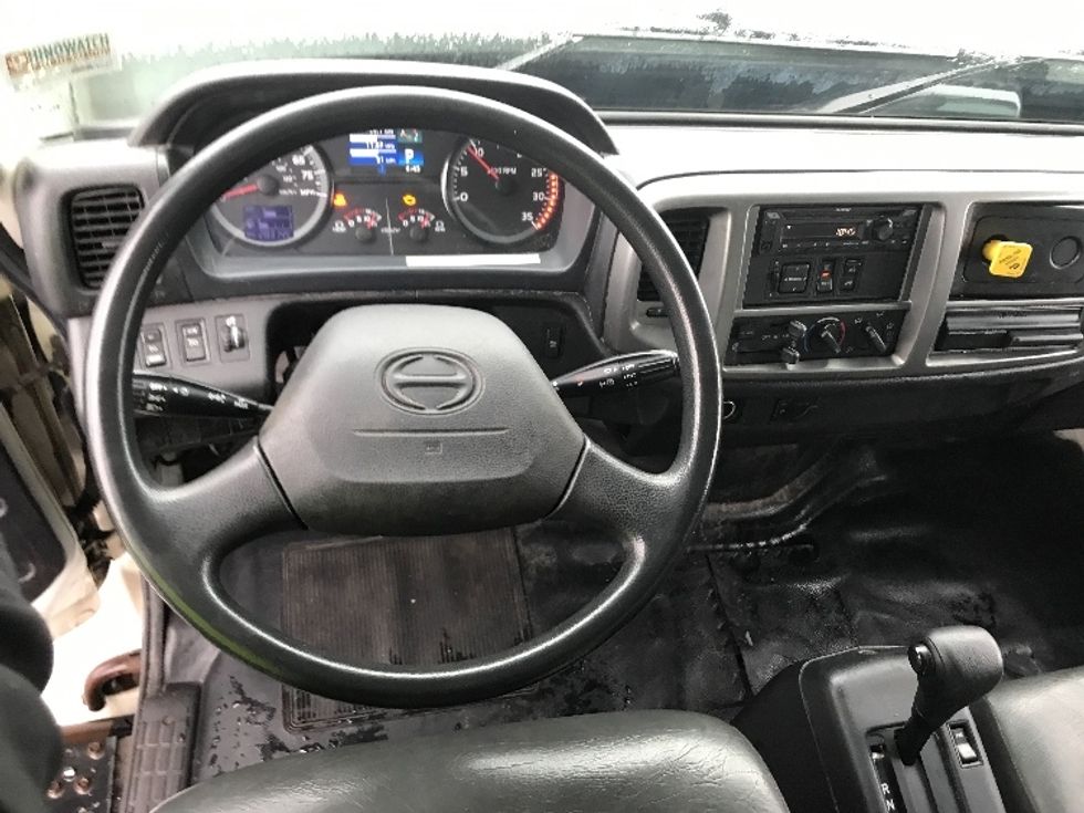 Medium Duty Box Truck-Light and Medium Duty Trucks-Hino-2019-268-Charlotte-NC-283,145\n\t\tmiles-$ 29,000 - Image 16