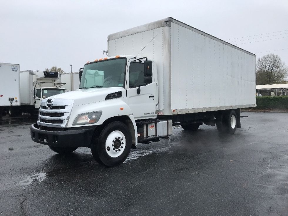Medium Duty Box Truck-Light and Medium Duty Trucks-Hino-2019-268-Charlotte-NC-283,145\n\t\tmiles-$ 29,000 - Image 3