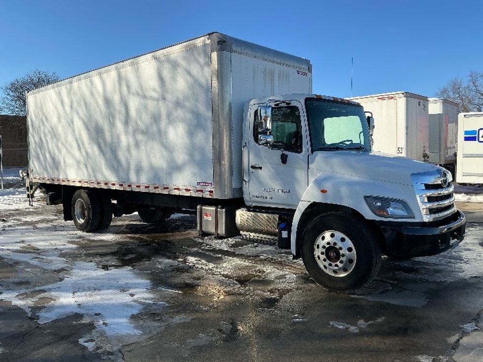 Medium Duty Box Truck-Light and Medium Duty Trucks-Hino-2019-268-Chicopee-MA-85,663\n\t\tmiles-$ 54,000 - Image 1