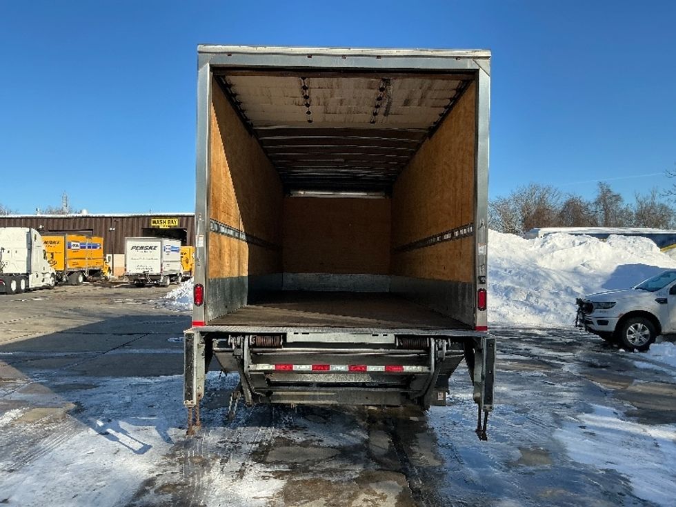 Medium Duty Box Truck-Light and Medium Duty Trucks-Hino-2019-268-Chicopee-MA-85,663\n\t\tmiles-$ 54,000 - Image 8