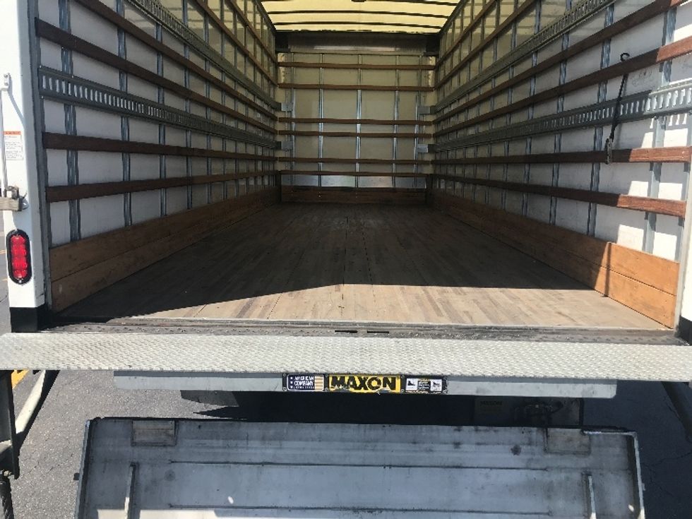 Medium Duty Box Truck-Light and Medium Duty Trucks-Hino-2019-268-City Of Industry-CA-42,393\n\t\tmiles-$ 68,000 - Image 10