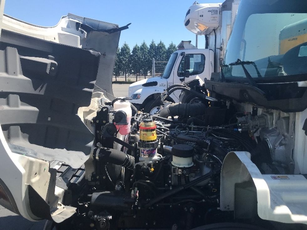 Medium Duty Box Truck-Light and Medium Duty Trucks-Hino-2019-268-City Of Industry-CA-42,393\n\t\tmiles-$ 68,000 - Image 24
