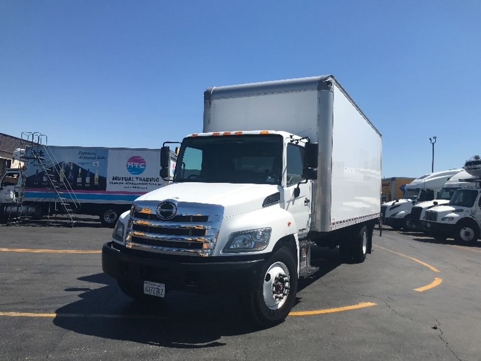 Medium Duty Box Truck-Light and Medium Duty Trucks-Hino-2019-268-City Of Industry-CA-42,393\n\t\tmiles-$ 68,000 - Image 3