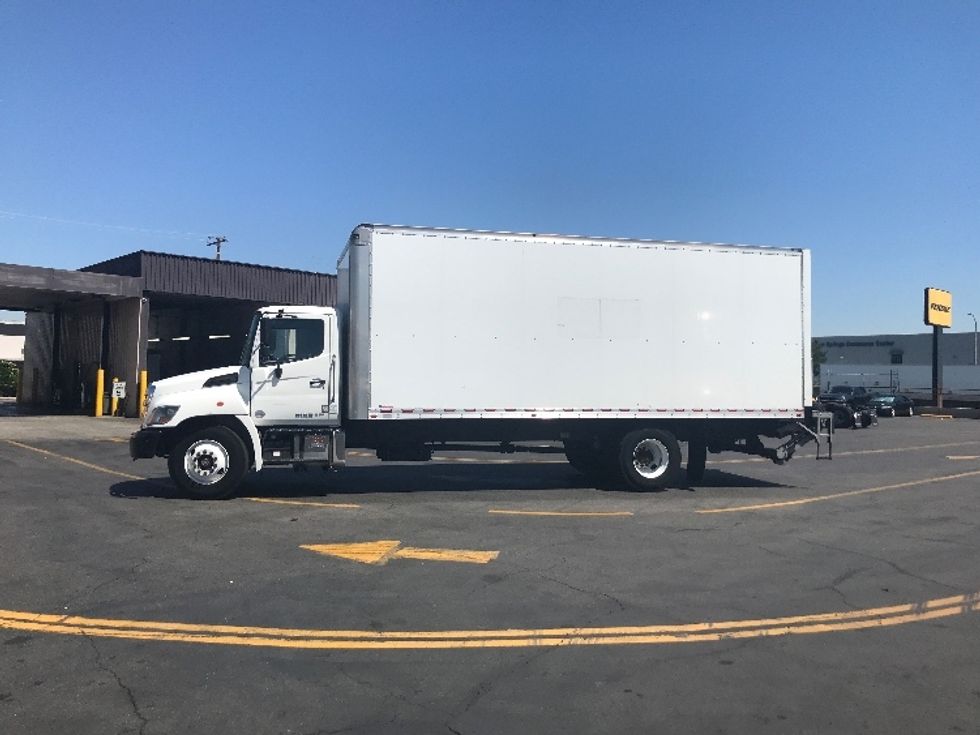 Medium Duty Box Truck-Light and Medium Duty Trucks-Hino-2019-268-City Of Industry-CA-42,393\n\t\tmiles-$ 68,000 - Image 4
