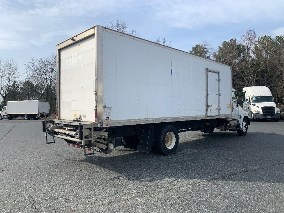 Medium Duty Box Truck-Light and Medium Duty Trucks-Hino-2019-268-Concord-NC-144,801\n\t\tmiles-$ 54,000 - Image 12