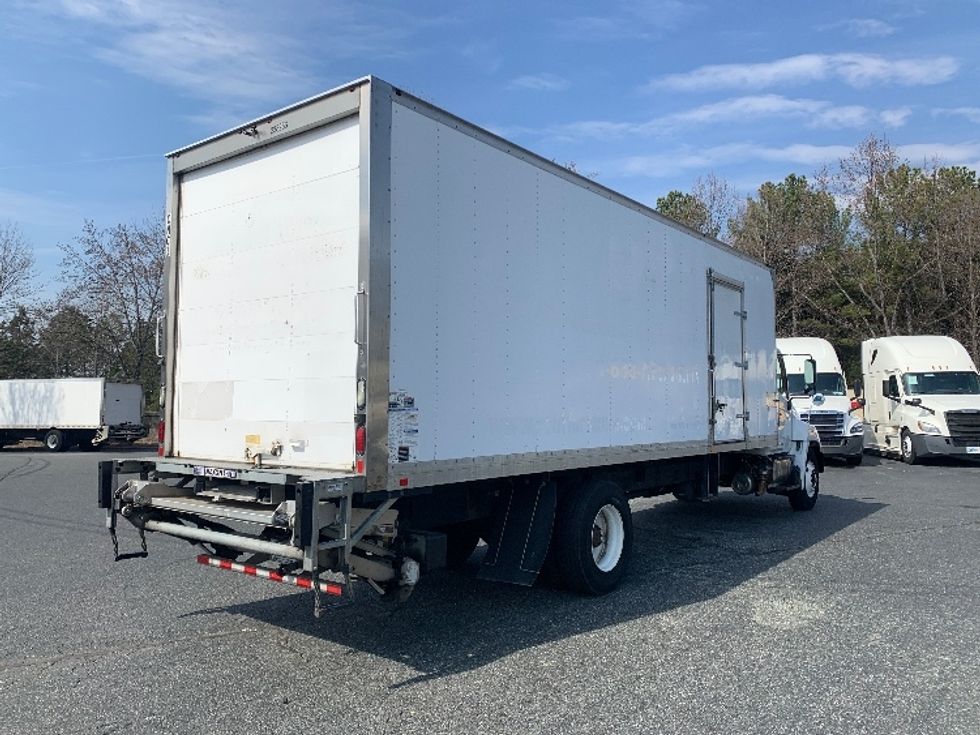 Medium Duty Box Truck-Light and Medium Duty Trucks-Hino-2019-268-Concord-NC-150,995\n\t\tmiles-$ 53,250 - Image 13