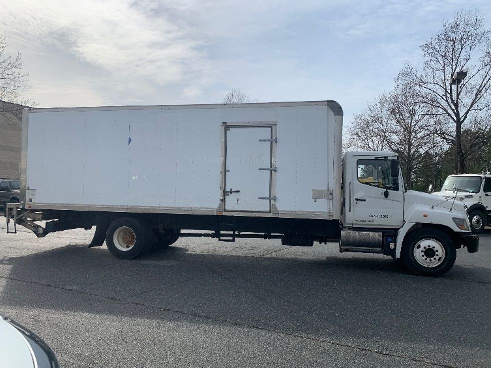 Medium Duty Box Truck-Light and Medium Duty Trucks-Hino-2019-268-Concord-NC-176,795\n\t\tmiles-$ 49,750 - Image 15