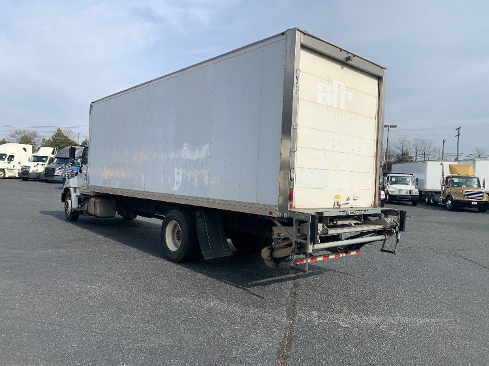 Medium Duty Box Truck-Light and Medium Duty Trucks-Hino-2019-268-Concord-NC-176,795\n\t\tmiles-$ 49,750 - Image 6