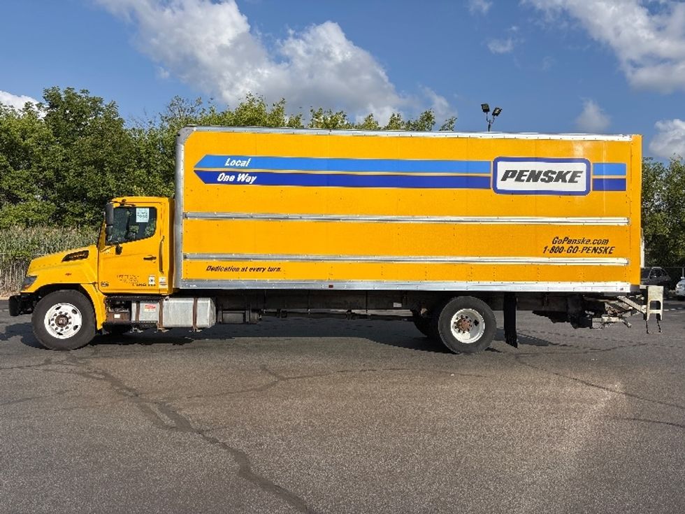 Medium Duty Box Truck-Light and Medium Duty Trucks-Hino-2019-268-Cross Lanes-WV-204,172\n\t\tmiles-$ 48,250 - Image 4