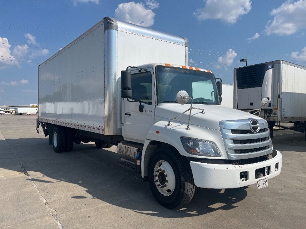 Medium Duty Box Truck-Light and Medium Duty Trucks-Hino-2019-268-Dallas-TX-175,890\n\t\tmiles-$ 51,250 - Image 1