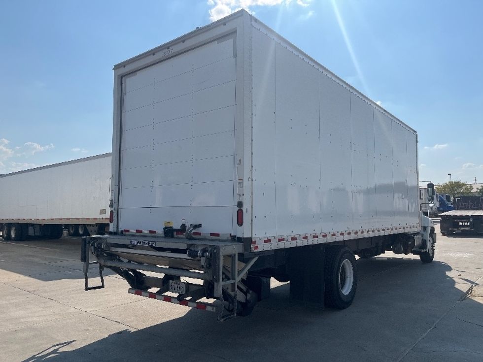 Medium Duty Box Truck-Light and Medium Duty Trucks-Hino-2019-268-Dallas-TX-175,890\n\t\tmiles-$ 51,250 - Image 13