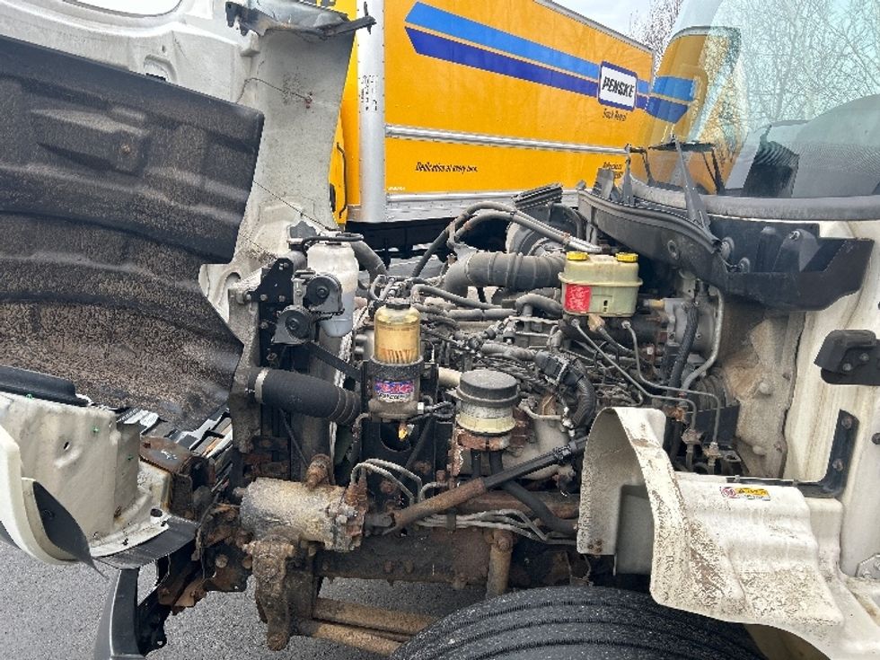 Medium Duty Box Truck-Light and Medium Duty Trucks-Hino-2019-268-Dartmouth-NS-284,960\n\t\tkm-$ 51,500 - Image 24