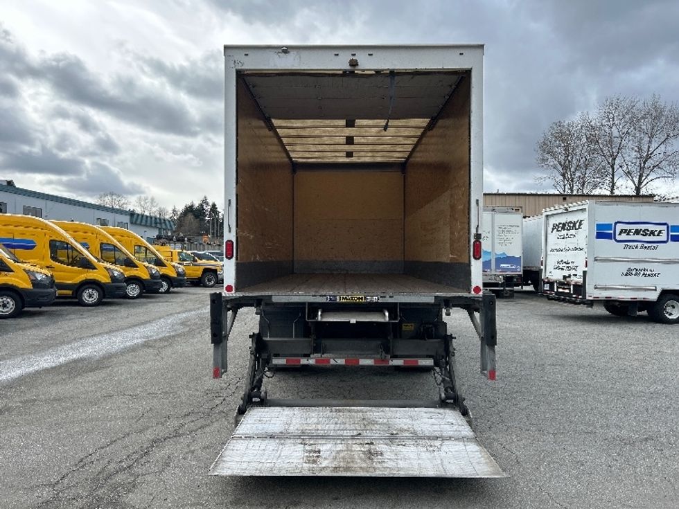 Medium Duty Box Truck-Light and Medium Duty Trucks-Hino-2019-268-Delta-BC-124,136\n\t\tkm-$ 69,000 - Image 9