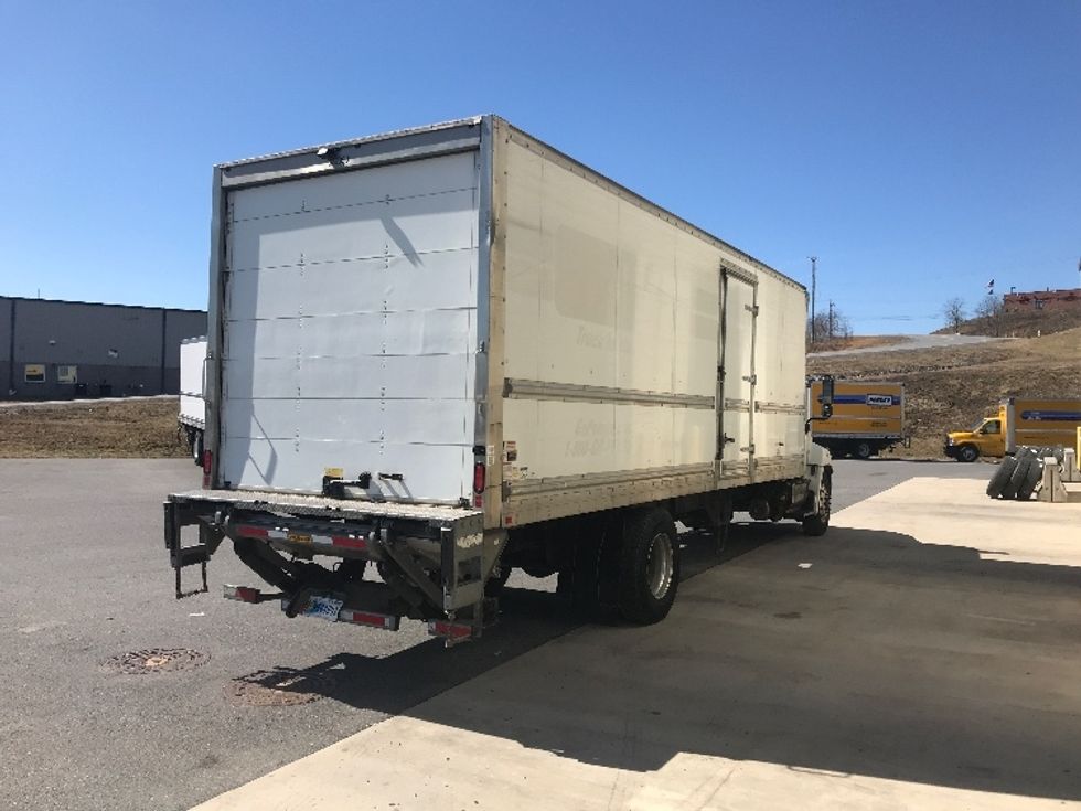Medium Duty Box Truck-Light and Medium Duty Trucks-Hino-2019-268-Duncansville-PA-159,377\n\t\tmiles-$ 57,250 - Image 12