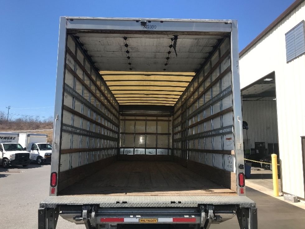 Medium Duty Box Truck-Light and Medium Duty Trucks-Hino-2019-268-Duncansville-PA-159,377\n\t\tmiles-$ 57,250 - Image 8