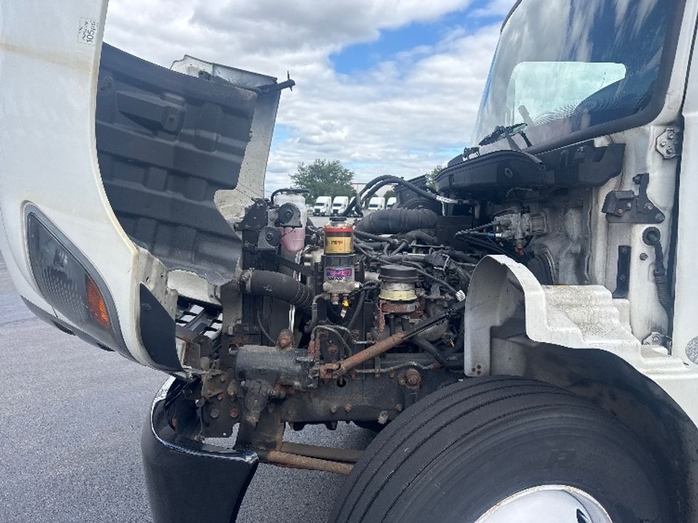 Medium Duty Box Truck-Light and Medium Duty Trucks-Hino-2019-268-East Chicago-IN-200,296\n\t\tmiles-$ 43,750 - Image 24