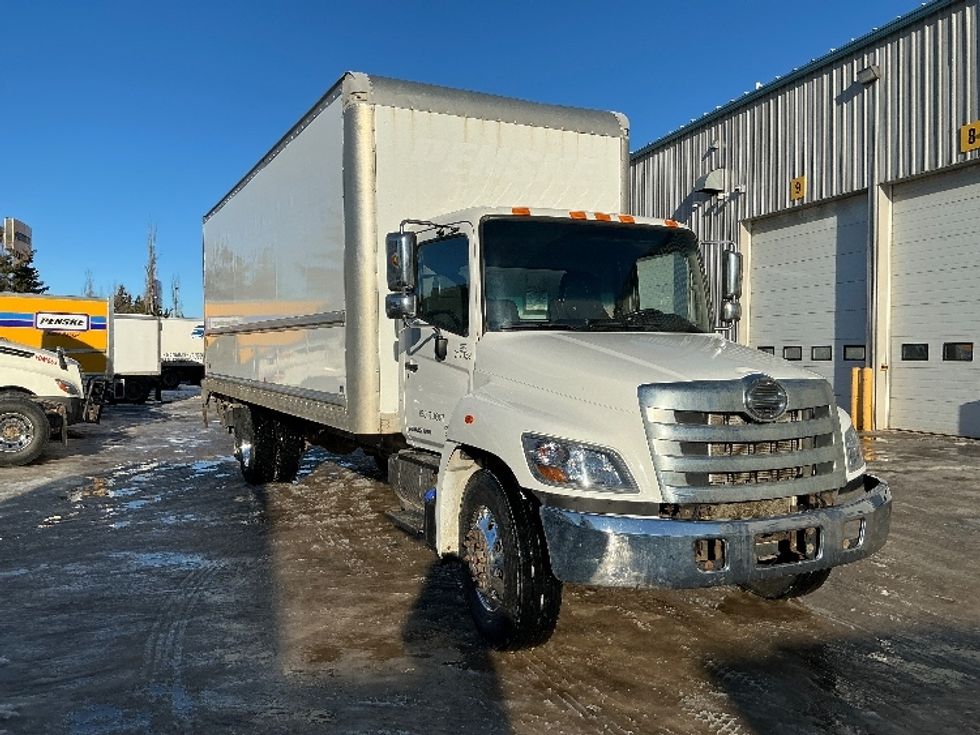 Medium Duty Box Truck-Light and Medium Duty Trucks-Hino-2019-268-Edmonton-AB-295,569\n\t\tkm-$ 66,750 - Image 1