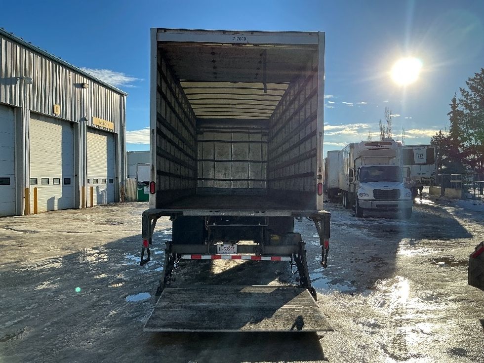 Medium Duty Box Truck-Light and Medium Duty Trucks-Hino-2019-268-Edmonton-AB-295,569\n\t\tkm-$ 66,750 - Image 10