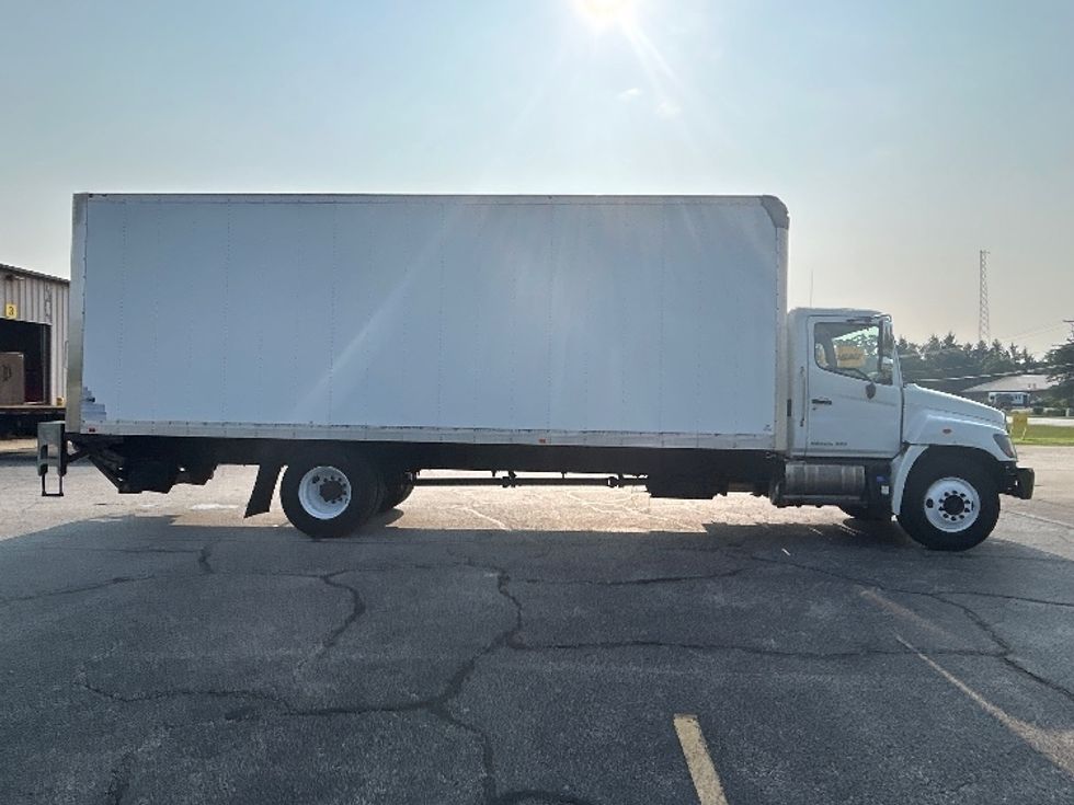 Medium Duty Box Truck-Light and Medium Duty Trucks-Hino-2019-268-Elkhart-IN-204,386\n\t\tmiles-$ 46,500 - Image 15