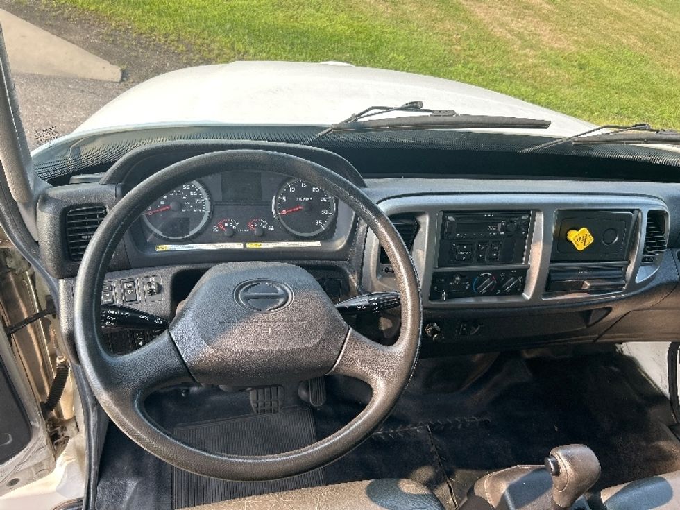 Medium Duty Box Truck-Light and Medium Duty Trucks-Hino-2019-268-Elkhart-IN-204,386\n\t\tmiles-$ 46,500 - Image 18