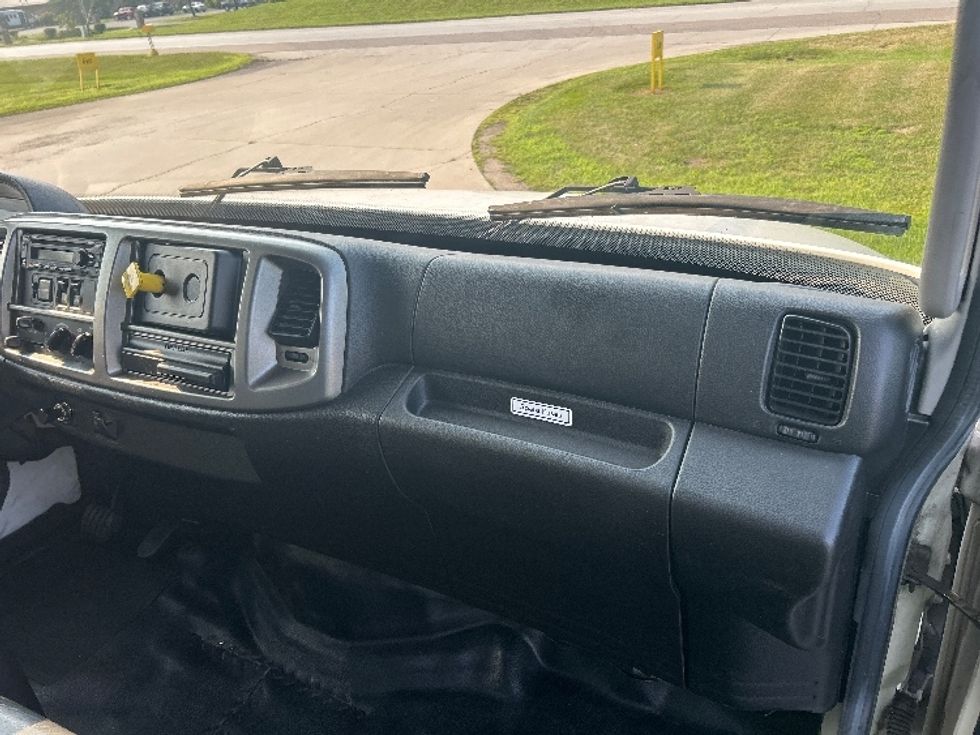 Medium Duty Box Truck-Light and Medium Duty Trucks-Hino-2019-268-Elkhart-IN-204,386\n\t\tmiles-$ 46,500 - Image 21