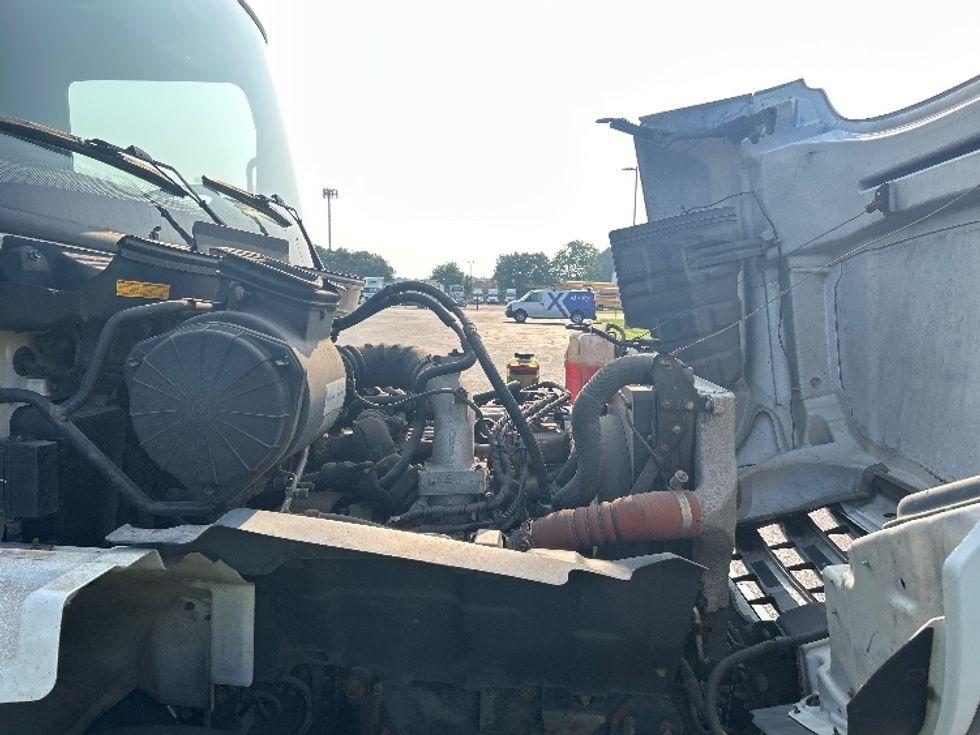 Medium Duty Box Truck-Light and Medium Duty Trucks-Hino-2019-268-Elkhart-IN-204,386\n\t\tmiles-$ 46,500 - Image 23