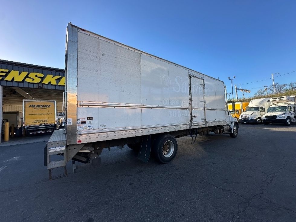 Medium Duty Box Truck-Light and Medium Duty Trucks-Hino-2019-268-Elmsford-NY-139,668\n\t\tmiles-$ 55,250 - Image 13