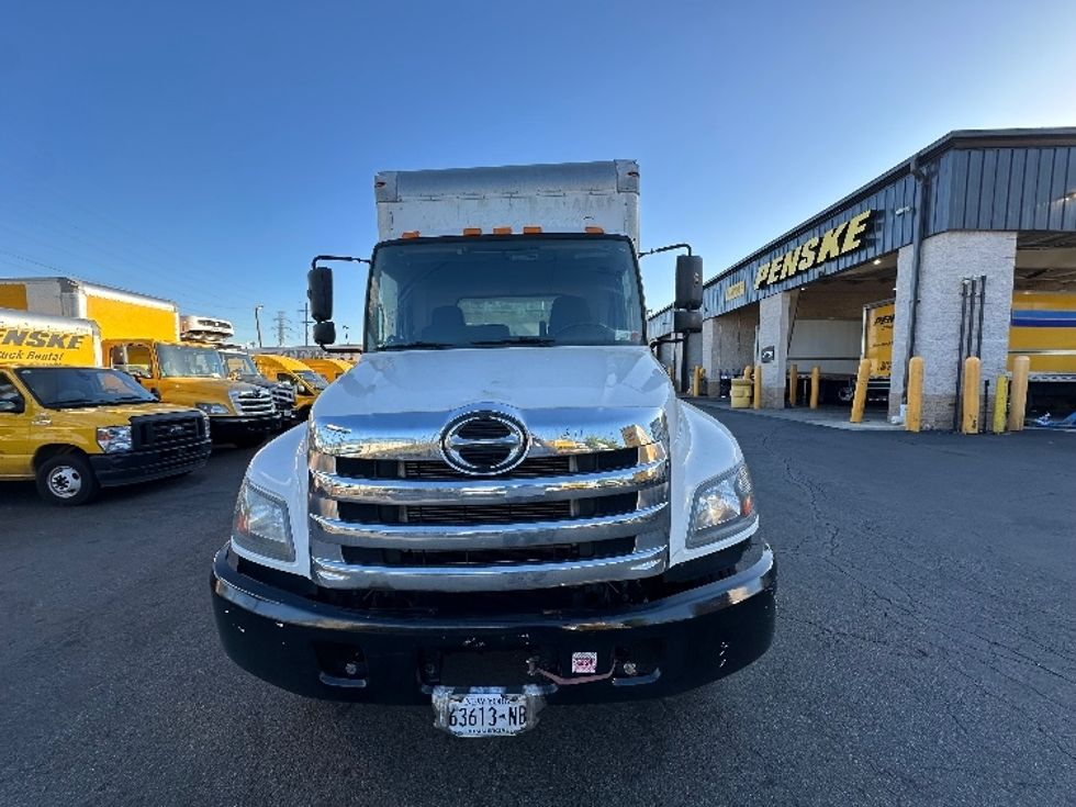 Medium Duty Box Truck-Light and Medium Duty Trucks-Hino-2019-268-Elmsford-NY-139,668\n\t\tmiles-$ 55,250 - Image 2
