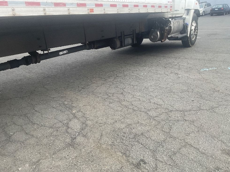 Medium Duty Box Truck-Light and Medium Duty Trucks-Hino-2019-268-Elmsford-NY-55,788\n\t\tmiles-$ 60,750 - Image 14