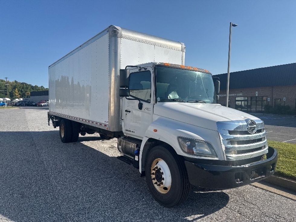 Medium Duty Box Truck-Light and Medium Duty Trucks-Hino-2019-268-Essex-MD-190,172\n\t\tmiles-$ 43,500 - Image 1