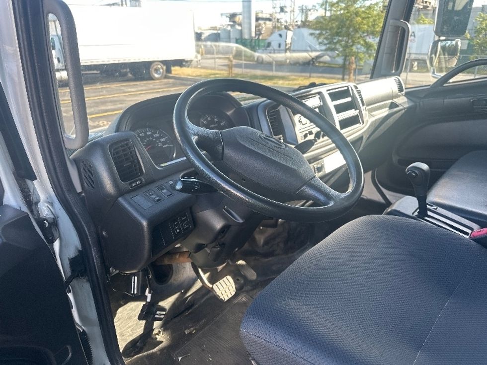 Medium Duty Box Truck-Light and Medium Duty Trucks-Hino-2019-268-Etobicoke-ON-249,069\n\t\tkm-$ 72,000 - Image 17