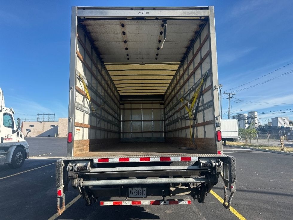 Medium Duty Box Truck-Light and Medium Duty Trucks-Hino-2019-268-Etobicoke-ON-249,069\n\t\tkm-$ 72,000 - Image 8