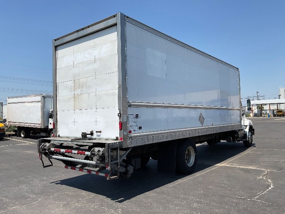 Medium Duty Box Truck-Light and Medium Duty Trucks-Hino-2019-268-Etobicoke-ON-267,913\n\t\tkm-$ 66,500 - Image 13